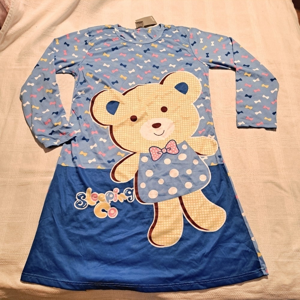 Wuhou women's Large teddy bear nightgown, light weight, NWT